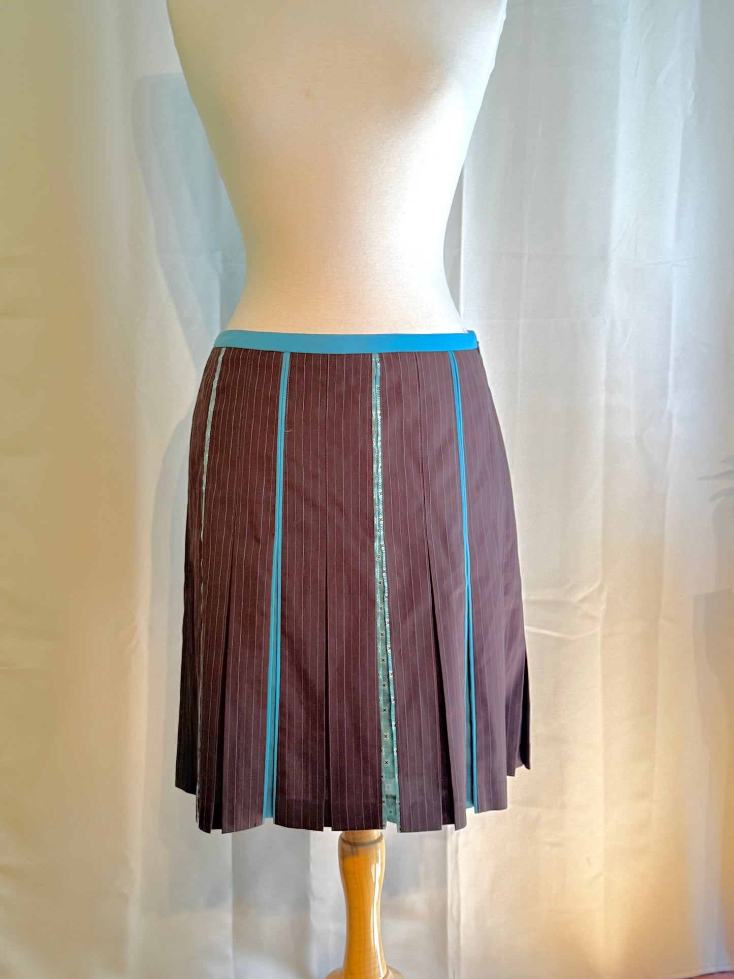 Jade Vintage Skirt Y2K Striped Brown Pleated Midi Skirt Y2K Striped Brown Pleated Midi Skirt