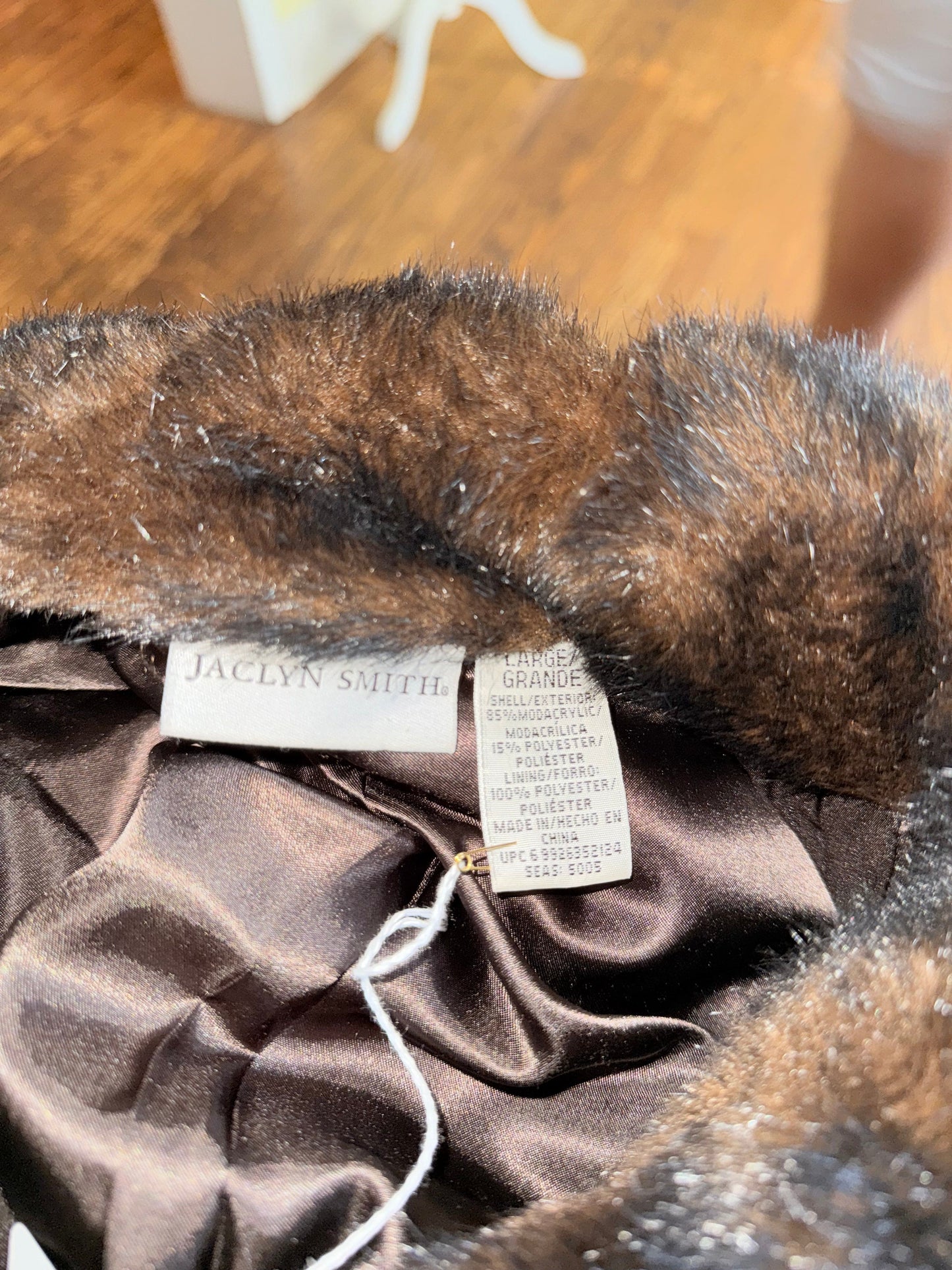 Jade Vintage  faux fur coat Vintage Brown faux fur coat Vintage Brown faux fur coat
